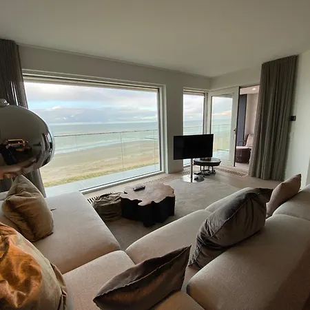 Embassy 0802 With Beautiful Sea Views Apartment *