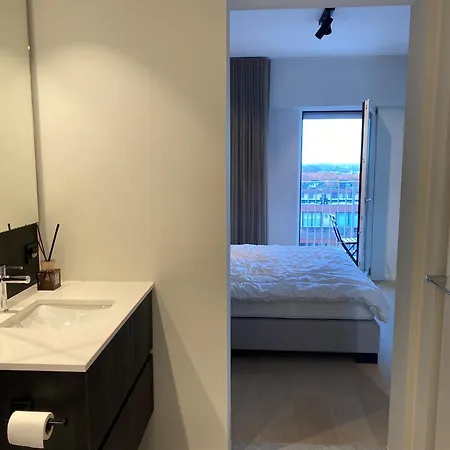 Apartment Embassy 0802 With Beautiful Sea Views *