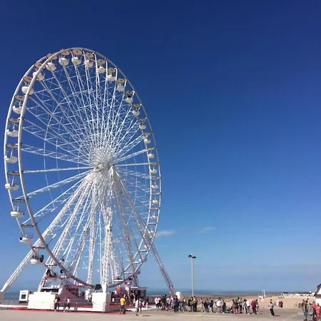 In With Ocean Views Apartamento